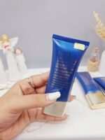کرم پودر تیوپی استی لایتن ESTEE LIGHTEN بافت سبک دارای spf45 ماندگاری بالا کد 86101 - فروشگاه عمده لوازم آرایشی کالای سید
