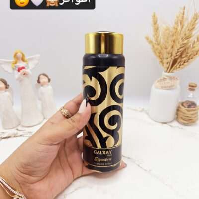 اسپری خوش بو کننده مدل Signature مشکی برند گلکسی GALXAY کد B5433 - فروشگاه عمده لوازم آرایشی کالای سید