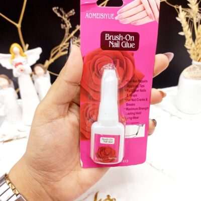 چسپ ناخن فرچه دار برند Brush_On Nail Glue کد AM_613 - فروشگاه عمده لوازم آرایشی کالای سید